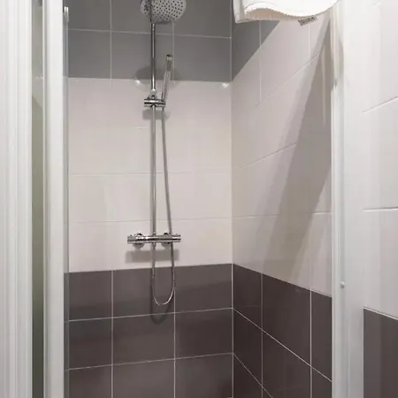 L’ Escale De La Poste 3* Gourdon