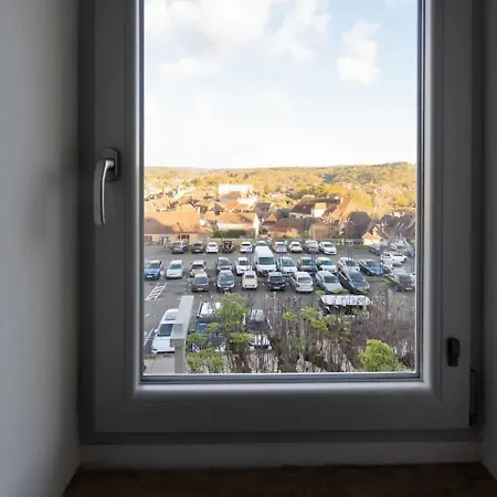 Отель Le Relais De La Poste Гурдон-ан-Керси