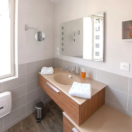 Hotel L’ Escale De La Poste