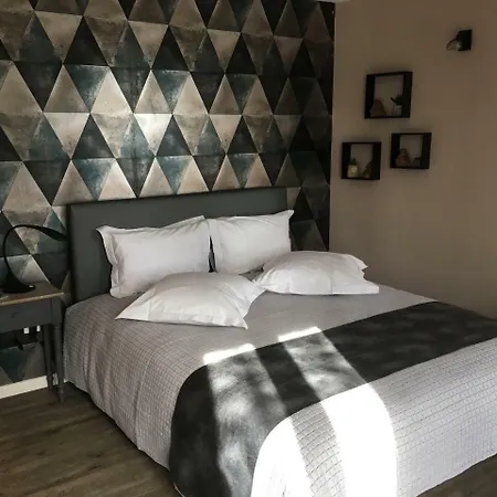 L’ Escale De La Poste Hotel