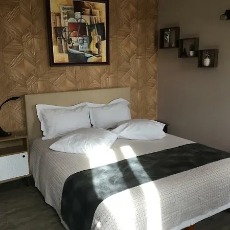 L’ Escale De La Poste Gourdon