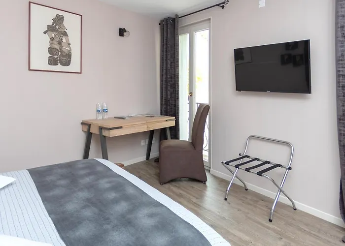 Hotel Le Relais De La Poste 3*